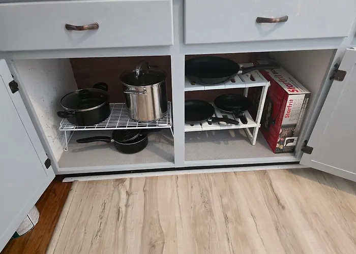 Holiday home Cozy 2bd-1ba Minutes To Downtown And Nas *